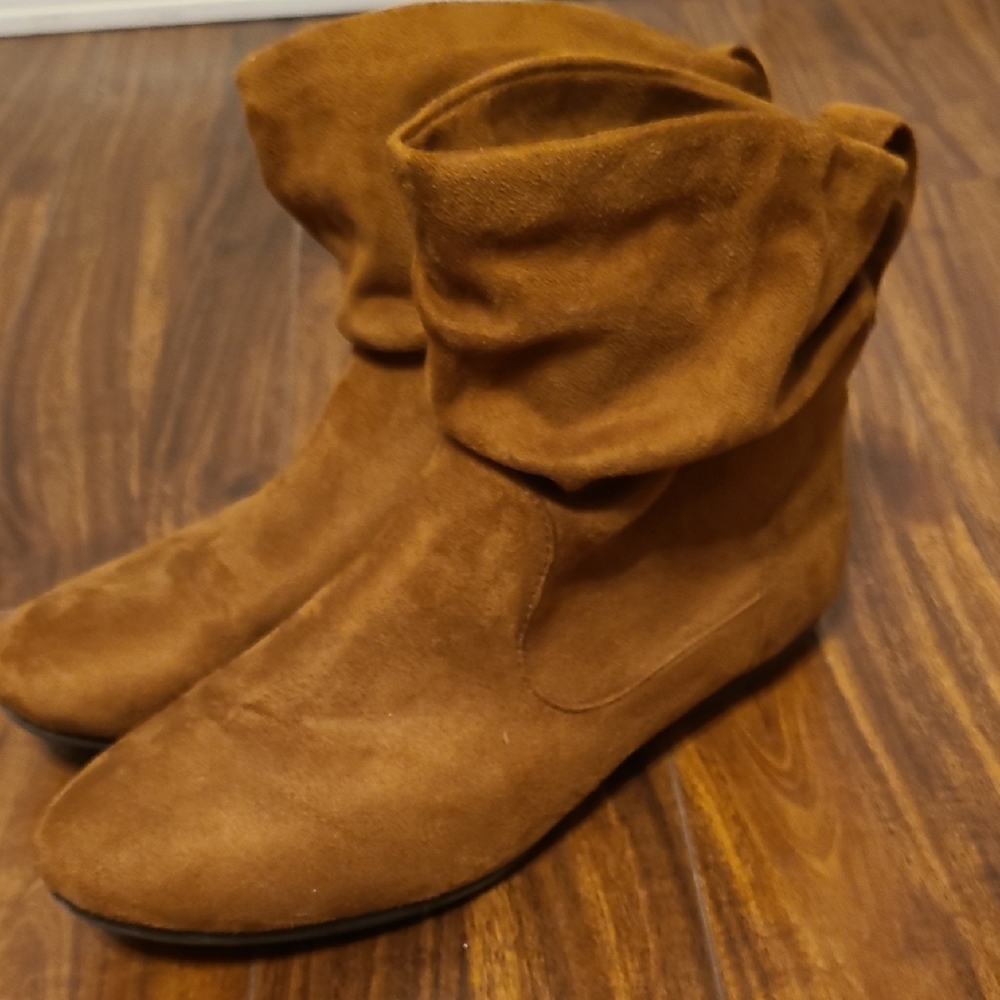 Women's Tan Ankle Boots